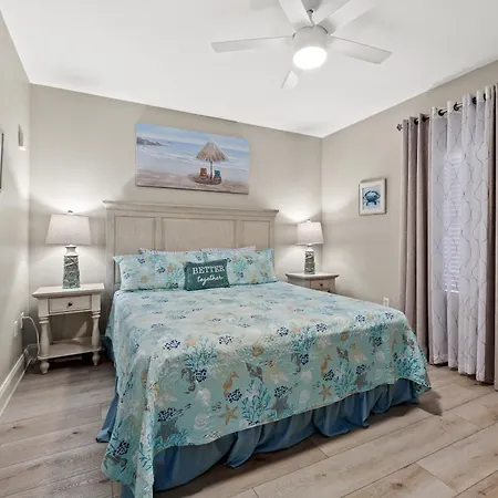 Laketown Wharf 1233 - Anchors Away